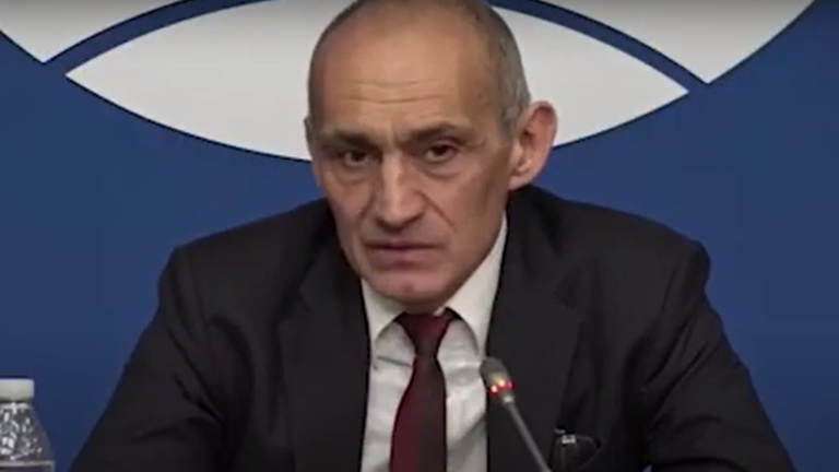 Милионен „Ролс-ройс“ за енергийния бос Асен Христов, народът плаща сметката