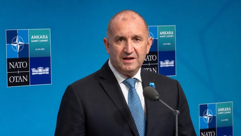 Румен Радев: България ще подкрепя Украйна, но без това да бъде за сметка на социалните разходи